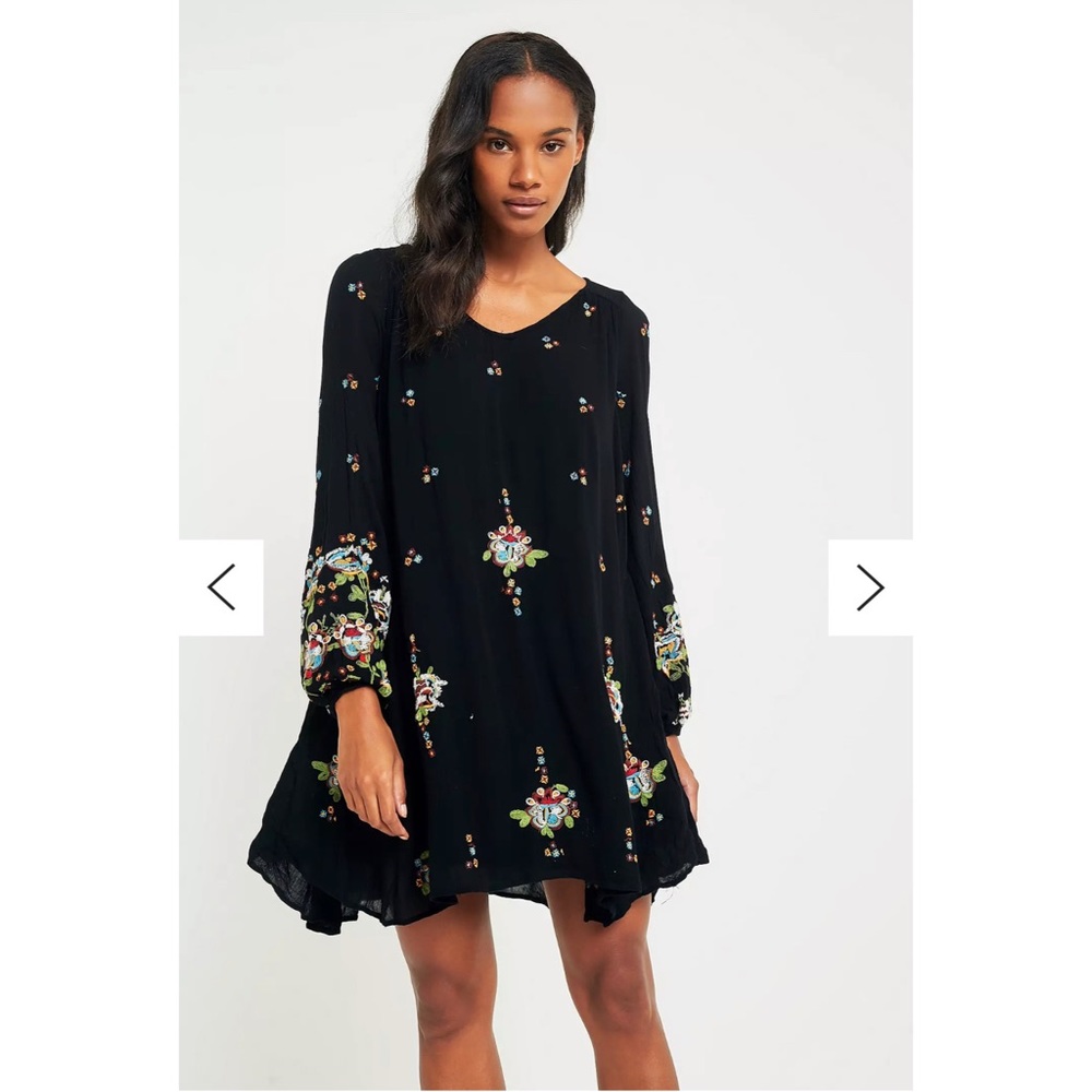 ❌SOLD❌ Free People Oxford Floral Embroidered Mini Dress, Large